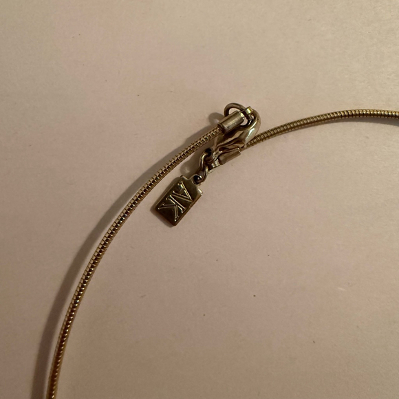 Women's AK Anne Klein Gold Tone Choker Collar Necklace Vintage - Picture 3 of 4